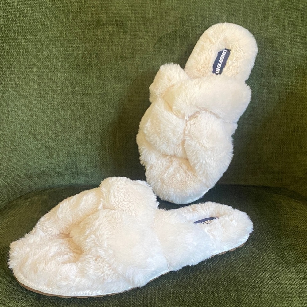 Lands' End Women's Faux Fur White Slippers